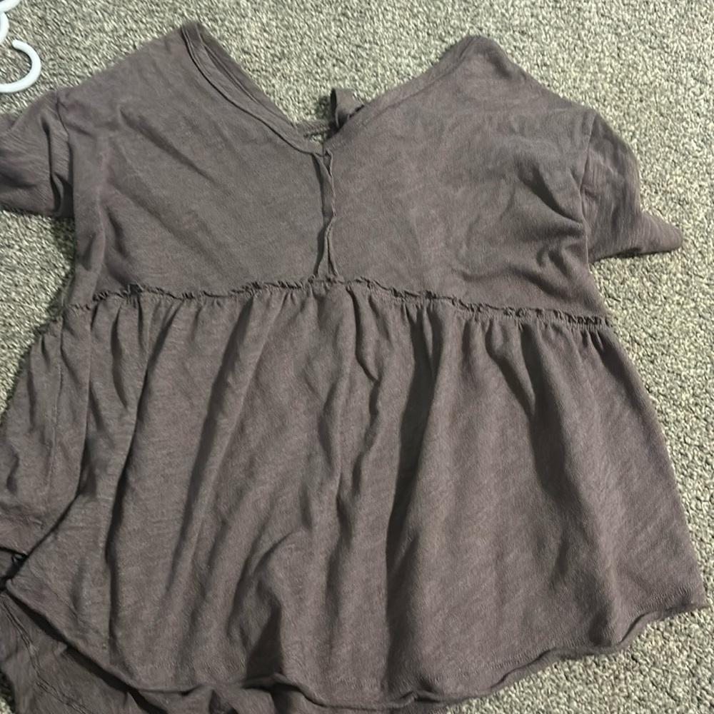 American Eagle top